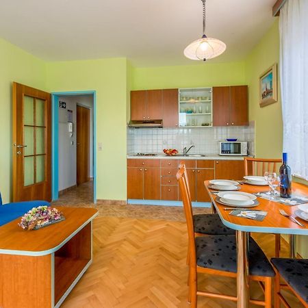 Apartmani Ilicevic Crikvenica Eksteriør billede