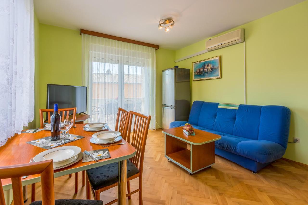 Apartmani Ilicevic Crikvenica Eksteriør billede